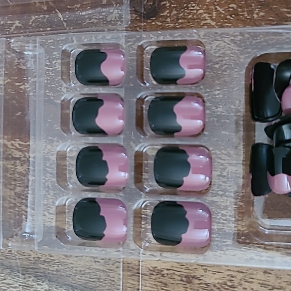 2/$16 Black Pink Punk Press On Nails - Picture 13 of 14